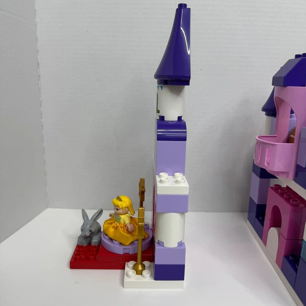 LEGO Duplo Disney Sofia the First Royal Castle 10595 Princess Amber incomplete
